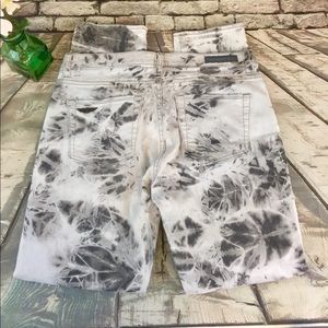 Rock & Republic Berlin Tye Dye Denim Straight Leg